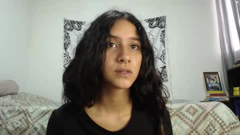 Snapshot of alinawoolf_ chatting on December 2024 06:05:02 PM  Ali  online show from December 2024 06:05:02 PM