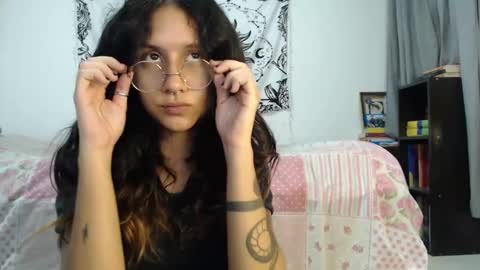 Snapshot of alinawoolf_ chatting on January 2025 03:41:01 AM  Ali  online show from January 2025 03:41:01 AM