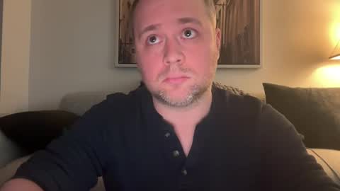 Snapshot of alinick0125 chatting on March 2025 10:27:02 PM Nick online show from March 2025 10:27:02 PM