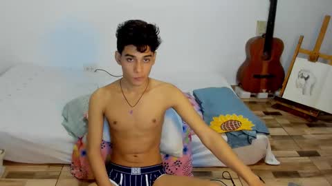 AliotTwink online show from December 2025 04:18:02 AM