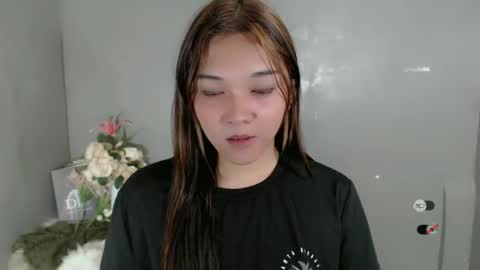 Snapshot of alisa_kiss_ chatting on February 2025 11:32:02 AM Shanti xhey online show from February 2025 11:32:02 AM