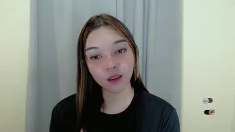 Snapshot of alisa_kiss_ chatting on February 2025 12:01:02 PM Shanti xhey online show from February 2025 12:01:02 PM