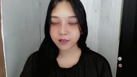 Snapshot of alisa_kiss_ chatting on November 2025 08:51:01 PM Shanti xhey online show from November 2025 08:51:01 PM