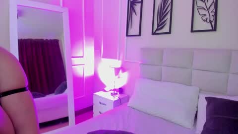     online show from February 2025 11:44:01 PM