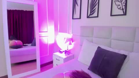     online show from March 2025 08:11:01 PM