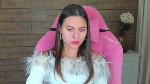 AlisaVersailles online show from September 2025 04:38:02 AM