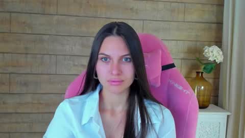 AlisaVersailles online show from October 2025 04:05:02 PM