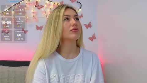 Alisa online show from March 2025 05:46:02 AM