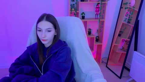 Alise online show from October 2025 06:43:02 AM