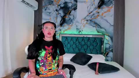   online show from April 2026 07:20:02 PM