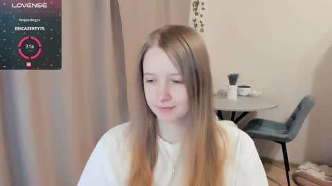 Alya online show from October 2025 01:33:02 PM