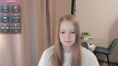 Snapshot of alisha_ley chatting on July 2026 08:18:01 AM Alya online show from July 2026 08:18:01 AM