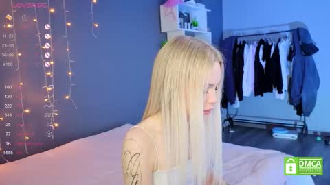 Snapshot of alishaaneta chatting on October 2025 11:53:02 AM Alisha online show from October 2025 11:53:02 AM