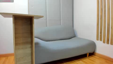 Snapshot of alishapalmer chatting on November 2025 12:16:02 PM online show from November 2025 12:16:02 PM