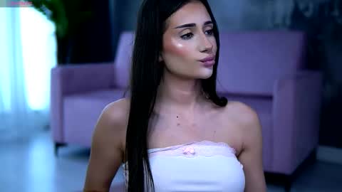 Snapshot of alishaskye chatting on December 2025 04:32:01 AM Alishaskye online show from December 2025 04:32:01 AM