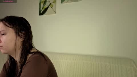 Alisia online show from October 2025 05:02:02 AM