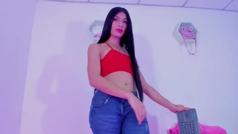 Alisia online show from December 2024 01:26:02 AM