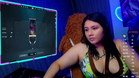Snapshot of alison_gamer chatting on April 2026 07:44:02 PM Alison online show from April 2026 07:44:02 PM