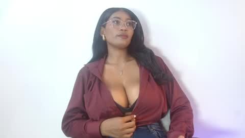 alissa_smith_ online show from April 2026 01:27:02 PM