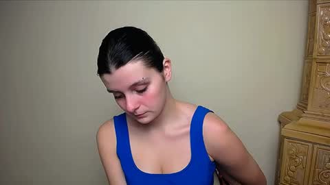 Alissa online show from January 2025 01:36:01 PM