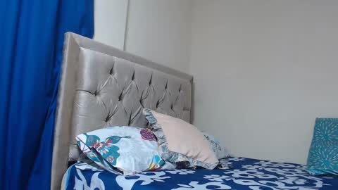 Snapshot of alisse27 chatting on October 2025 12:09:01 AM allise online show from October 2025 12:09:01 AM