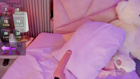 Snapshot of alisse_miller chatting on December 2024 06:55:02 AM Alisse Miller online show from December 2024 06:55:02 AM