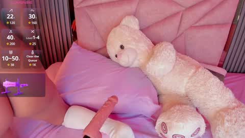 Snapshot of alisse_miller chatting on January 2025 08:51:01 PM Alisse Miller online show from January 2025 08:51:01 PM