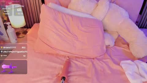 Snapshot of alisse_miller chatting on January 2025 06:24:02 AM Alisse Miller online show from January 2025 06:24:02 AM