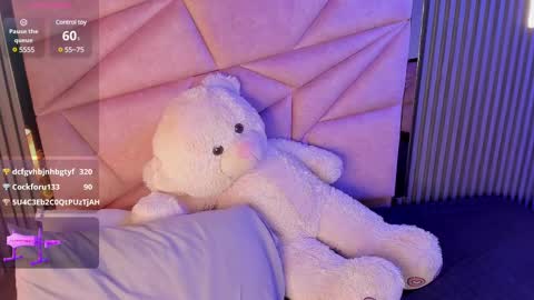 Snapshot of alisse_miller chatting on February 2025 07:02:01 AM Alisse Miller online show from February 2025 07:02:01 AM