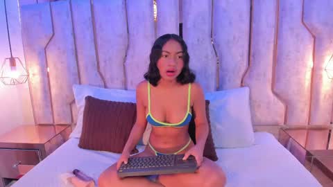 alisse_myers online show from May 2026 03:11:02 AM