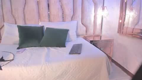 alisse_myers online show from June 2026 03:04:02 AM