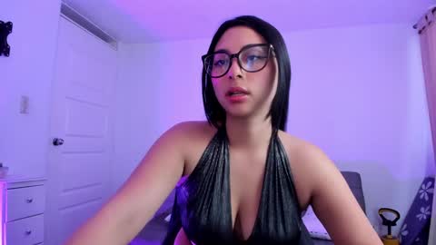Snapshot of alissia_viera chatting on February 2025 10:44:02 PM iraide online show from February 2025 10:44:02 PM