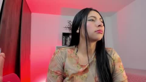 Snapshot of alissia_viera chatting on October 2025 09:04:01 PM iraide online show from October 2025 09:04:01 PM