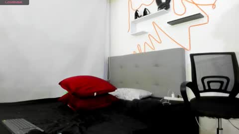 alisson0002 online show from February 2025 12:04:02 PM