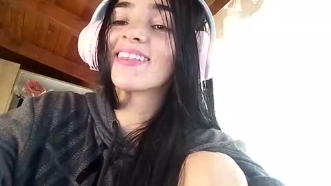 Snapshot of alisson369_ chatting on February 2025 01:54:02 PM Alisson369 online show from February 2025 01:54:02 PM