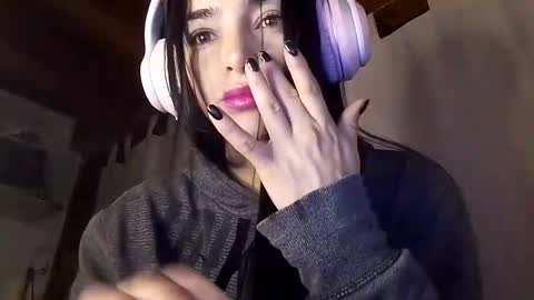 Snapshot of alisson369_ chatting on February 2025 11:01:02 AM Alisson369 online show from February 2025 11:01:02 AM