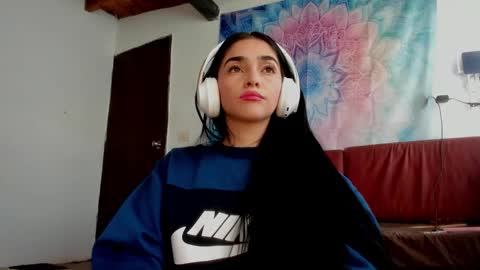 Snapshot of alisson369_ chatting on November 2025 04:38:02 PM Alisson369 online show from November 2025 04:38:02 PM