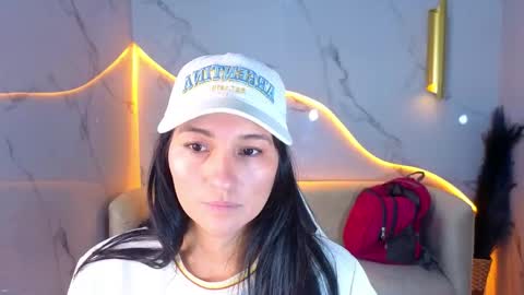 Snapshot of alisson_tx_ chatting on April 2026 12:25:01 PM alisson_tx_ online show from April 2026 12:25:01 PM