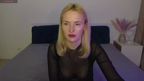 alisssarose online show from December 2024 09:43:01 PM