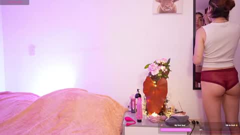 Alicia Teylor online show from April 2026 10:14:02 PM