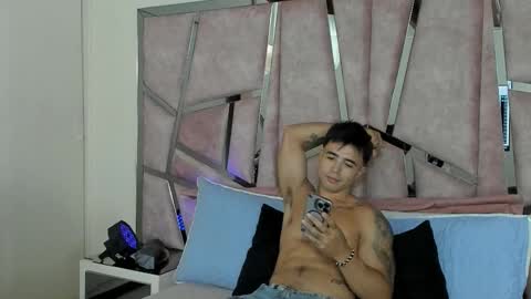 Snapshot of alixmartin1 chatting on October 2025 09:13:01 PM alix online show from October 2025 09:13:01 PM