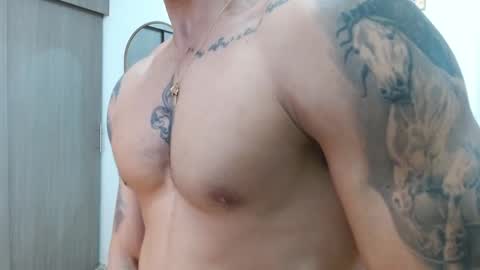 Snapshot of alixmartin1 chatting on November 2025 06:24:02 AM alix online show from November 2025 06:24:02 AM