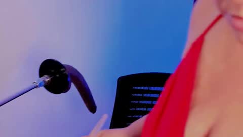 Aliyahs stone online show from November 2025 11:51:02 AM