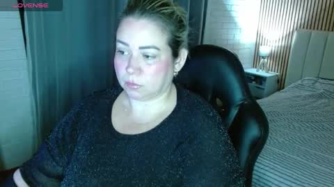 Snapshot of allegra_ferragamo chatting on November 2025 10:43:02 PM Ale online show from November 2025 10:43:02 PM