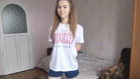 Anna online show from November 2025 07:08:01 AM