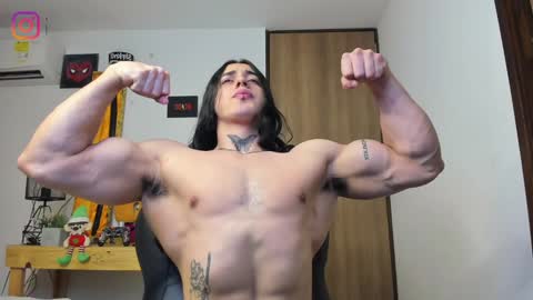 independent model 3 online show from January 2025 09:55:02 PM