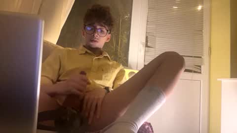 Allen Biju online show from April 2026 02:38:02 AM