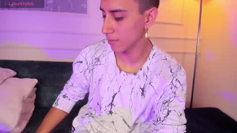 Allex online show from December 2024 08:07:01 PM