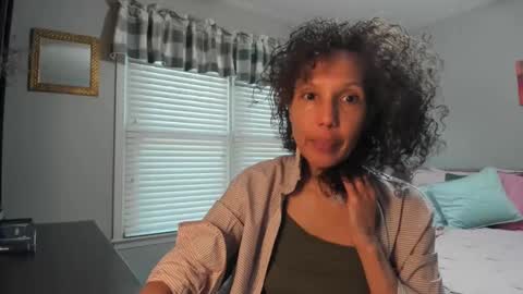 Snapshot of allgood4u chatting on March 2025 11:24:02 PM wishlist on bio online show from March 2025 11:24:02 PM