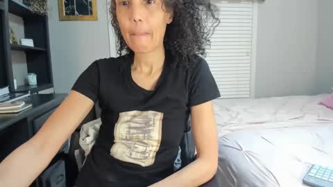 Snapshot of allgood4u chatting on March 2025 12:05:02 AM wishlist on bio online show from March 2025 12:05:02 AM